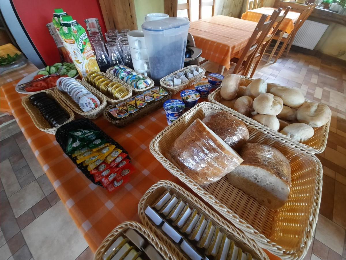 Gosciniec Pod Lipa Bed & Breakfast *