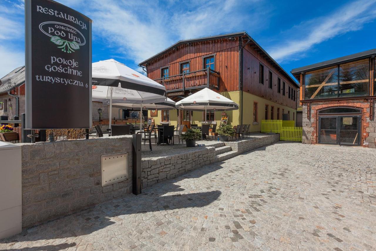 Gosciniec Pod Lipa Bed & Breakfast *